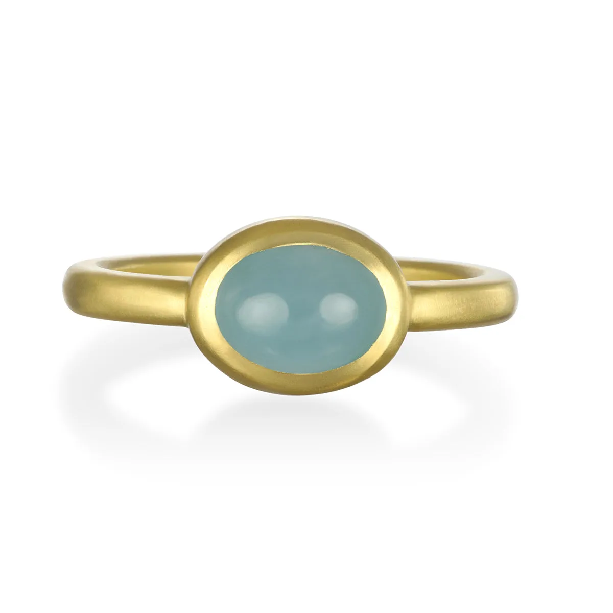 18 Karat Gold Milky Aquamarine Oval Bezel Ring