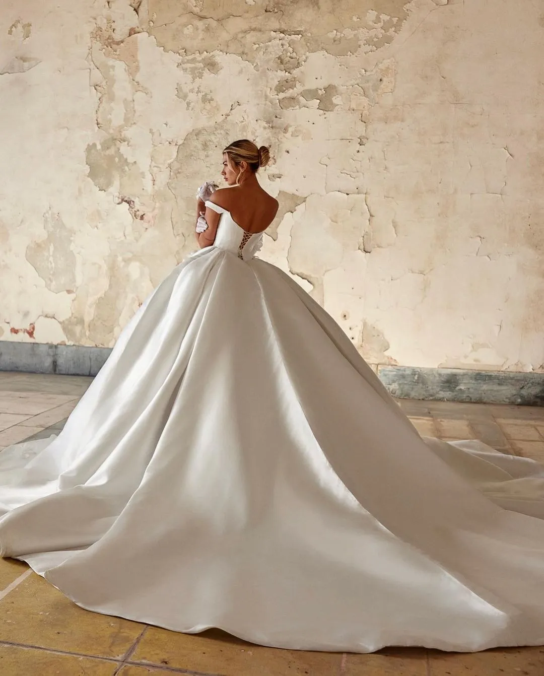Aaliah Beautiful Wedding Dress