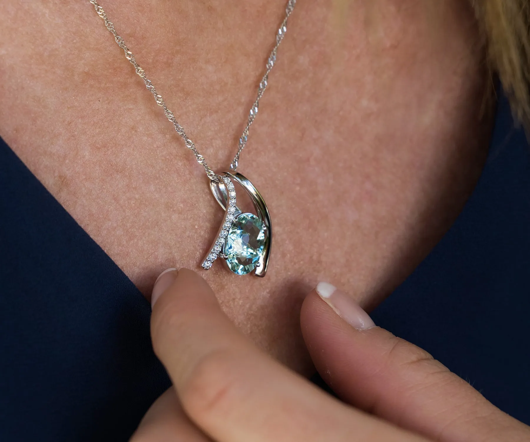 Freeform Green Aquamarine Diamond Necklace