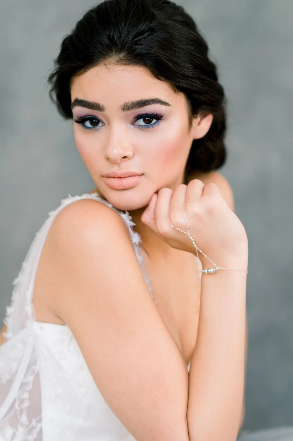 IRIDE Modern Bridal Hand Bracelet
