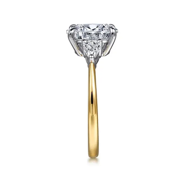 Two-Tone Oval Three Stone Diamond Engagement Ring Mounting